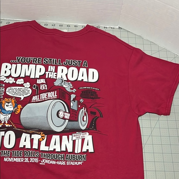 Gildan Red Graphic Short Sleeve Tee - Picture 9 of 10